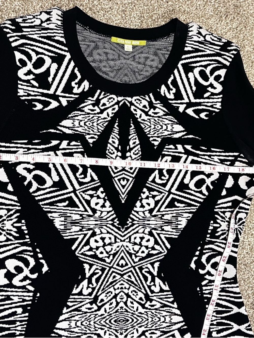 Gianni Bini Black & White Long-Sleeve Bodycon Dress - Picture 5 of 7